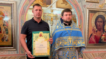 За организованную работу по очистке мест захоронений директор «Зеленой рощи» удостоен архиерейской грамоты